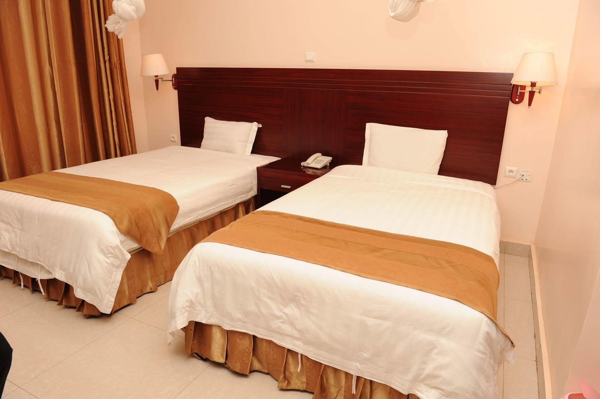 Nobleza Hotel Kigali Zewnętrze zdjęcie